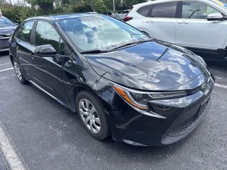 Used 2022 Toyota Corolla LE FWD video 1