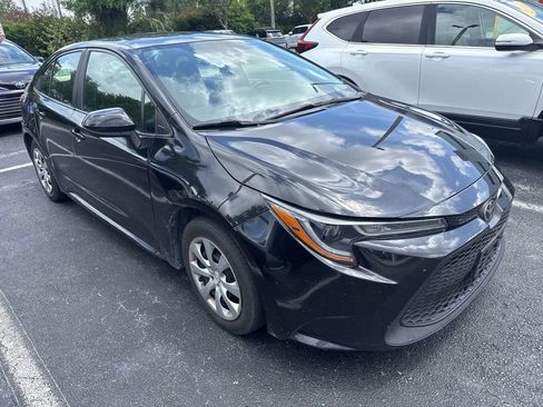 Used 2022 Toyota Corolla LE FWD image 1