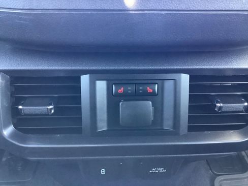 Used 2023 Ford F150 Lariat w/ Equipment Group 502A High image 11