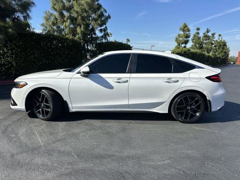 Used 2023 Honda Civic Sport Touring image 3