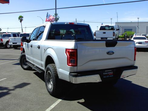 Used 2016 Ford F150 XLT AWD/4WD image 7