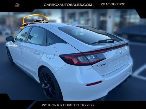 Used 2024 Honda Civic Sport image 3