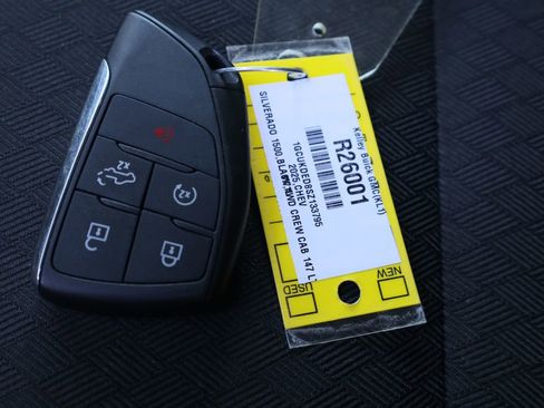 Used 2025 Chevrolet Silverado 1500 LT image 29