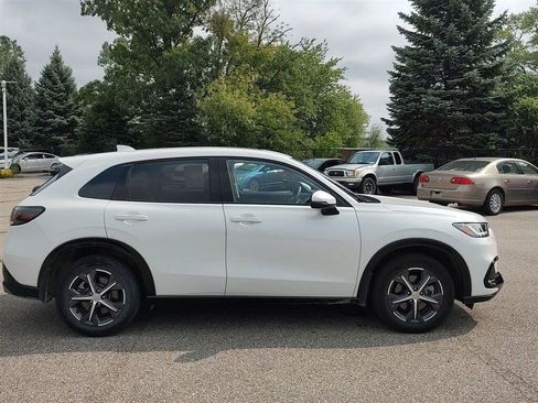Used 2024 Honda HR-V EX-L image 31