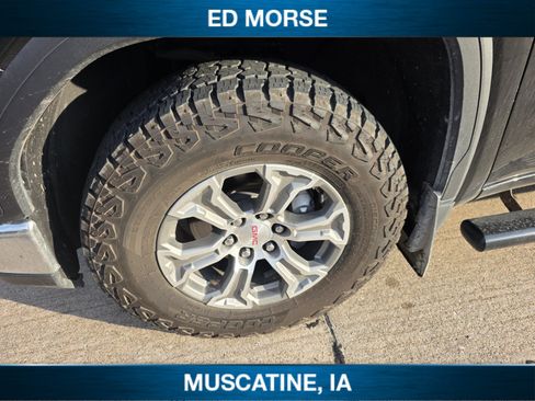 Used 2024 GMC Sierra 1500 SLT AWD/4WD image 6