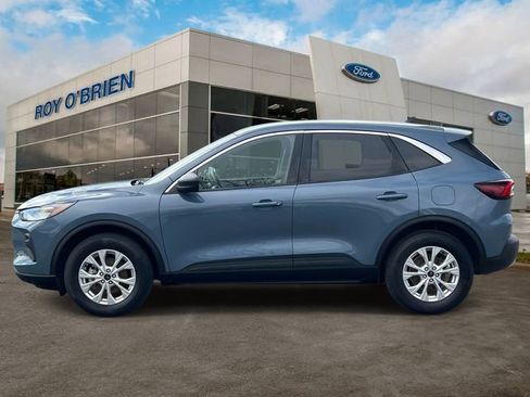 Certified 2023 Ford Escape Active image 2