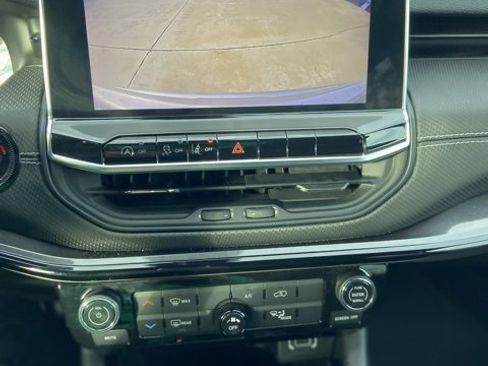 Used 2022 Jeep Compass Altitude image 21