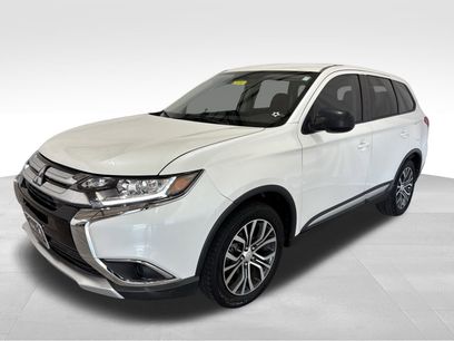 Used 2018 Mitsubishi Outlander ES