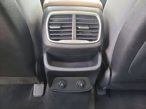 Used 2020 Hyundai Santa Fe SEL FWD image 15