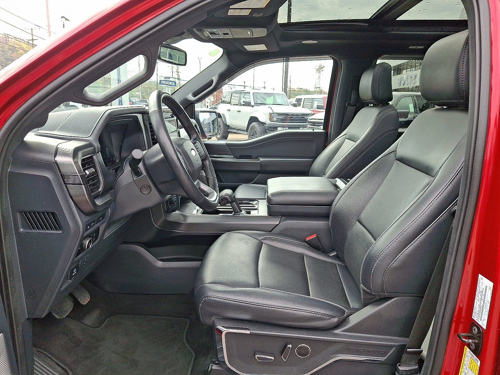 Used 2024 Ford F150 Lariat w/ Equipment Group 502A High AWD/4WD image 13