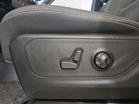 Used 2019 RAM 1500 Big Horn AWD/4WD image 26