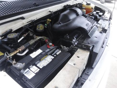 Used 2000 Ford E-150 and Econoline 150 RWD image 22