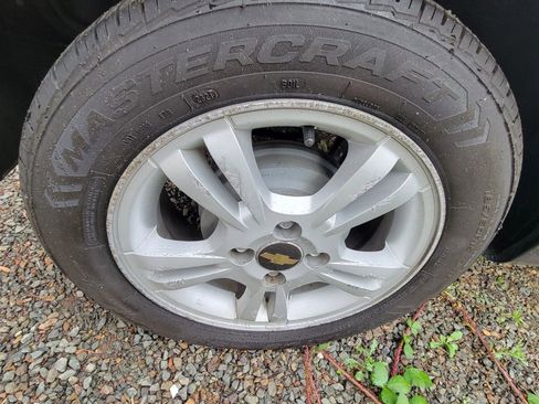 Used 2010 Chevrolet Aveo5 LT image 8