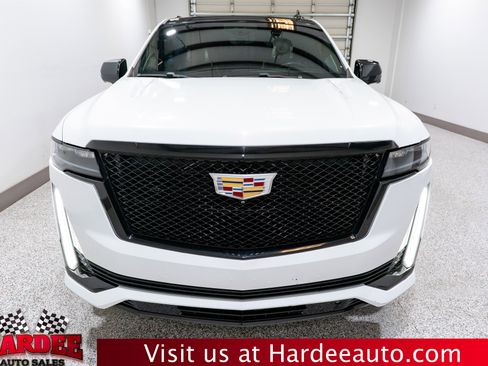Used 2021 Cadillac Escalade ESV Sport Platinum AWD/4WD image 7