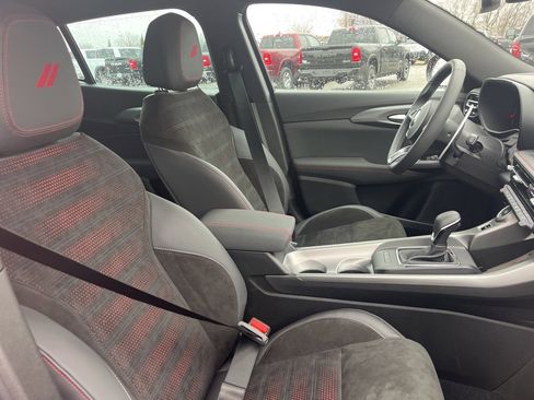 Used 2025 Dodge Hornet R/T w/ R/T Plus Package image 37