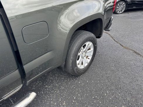 Used 2018 Chevrolet Colorado LT AWD/4WD image 11