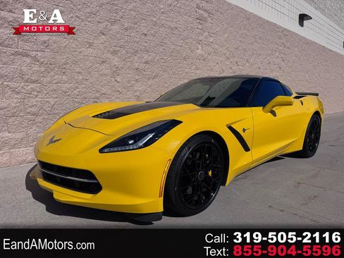 Used 2014 Chevrolet Corvette Stingray Coupe RWD image 1