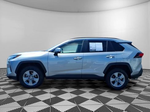 Used 2024 Toyota RAV4 XLE FWD image 24