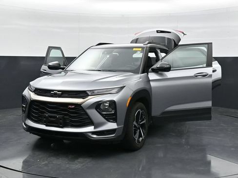 Used 2023 Chevrolet TrailBlazer RS FWD image 43