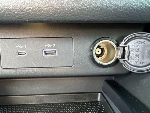 Used 2022 Nissan Rogue SL image 38