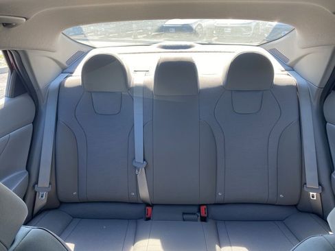 Certified 2023 Hyundai Elantra SE w/ Cargo Package image 15