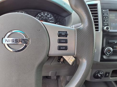 Used 2019 Nissan Frontier SV image 25