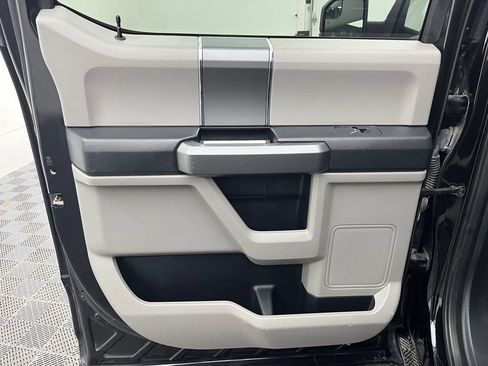 Used 2020 Ford F150 XLT w/ Equipment Group 302A Luxury AWD/4WD image 33