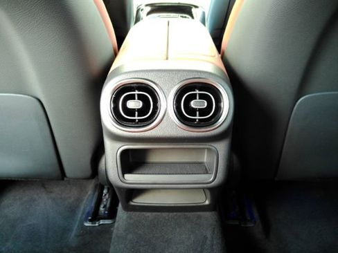 Used 2024 Mercedes-Benz GLC 300 SUV w/ Driver Assistance Package image 29