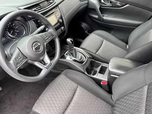 Used 2017 Nissan Rogue S FWD image 10