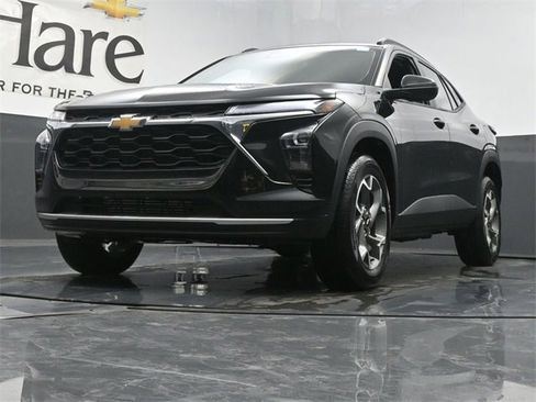 New 2026 Chevrolet Trax LT image 4