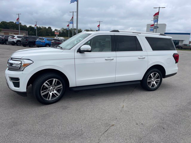 Used 2024 Ford Expedition Max Limited AWD/4WD image 4