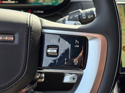 New 2025 Land Rover Range Rover Autobiography image 16