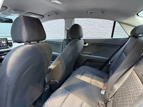 Used 2021 Kia Rio S image 16