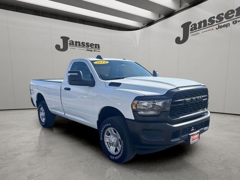 Used 2024 RAM 2500 Tradesman AWD/4WD image 6