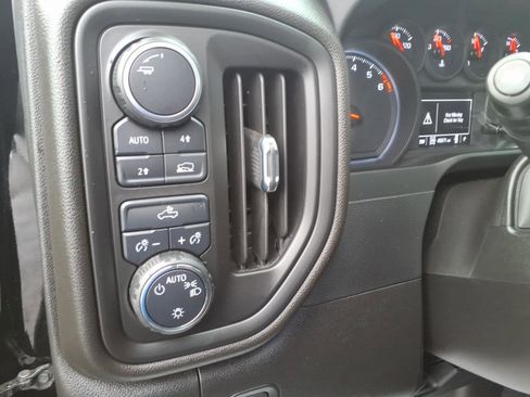 Certified 2022 Chevrolet Silverado 1500 Custom image 14
