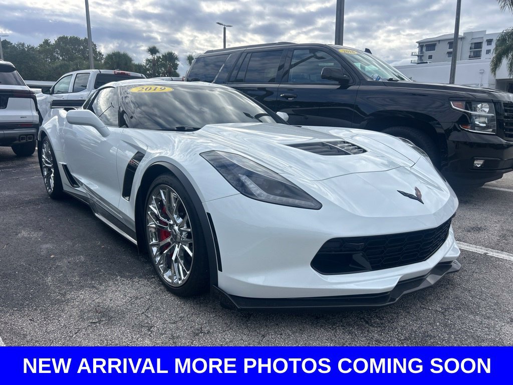 Used 2019 Chevrolet Corvette Z06 RWD image 1
