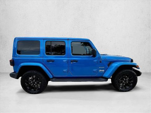Used 2021 Jeep Wrangler Unlimited Sahara w/ Cold Weather Group AWD/4WD image 5