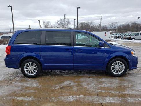Used 2018 Dodge Grand Caravan SXT image 7