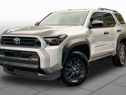 Used 2025 Toyota 4Runner SR5 RWD image 2
