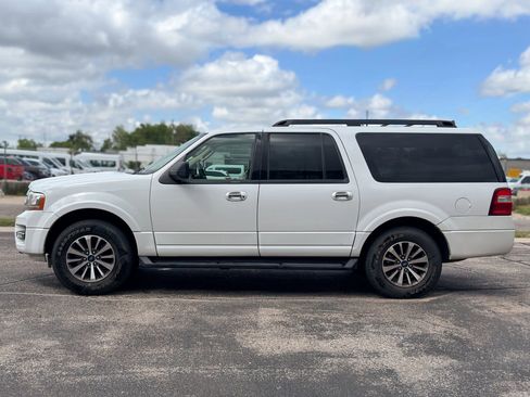 Used 2017 Ford Expedition EL XLT w/ Equipment Group 202A AWD/4WD image 5
