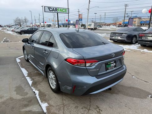 Used 2021 Toyota Corolla LE image 8