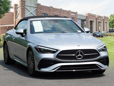 Certified 2024 Mercedes-Benz CLE 300 4MATIC Cabriolet image 3
