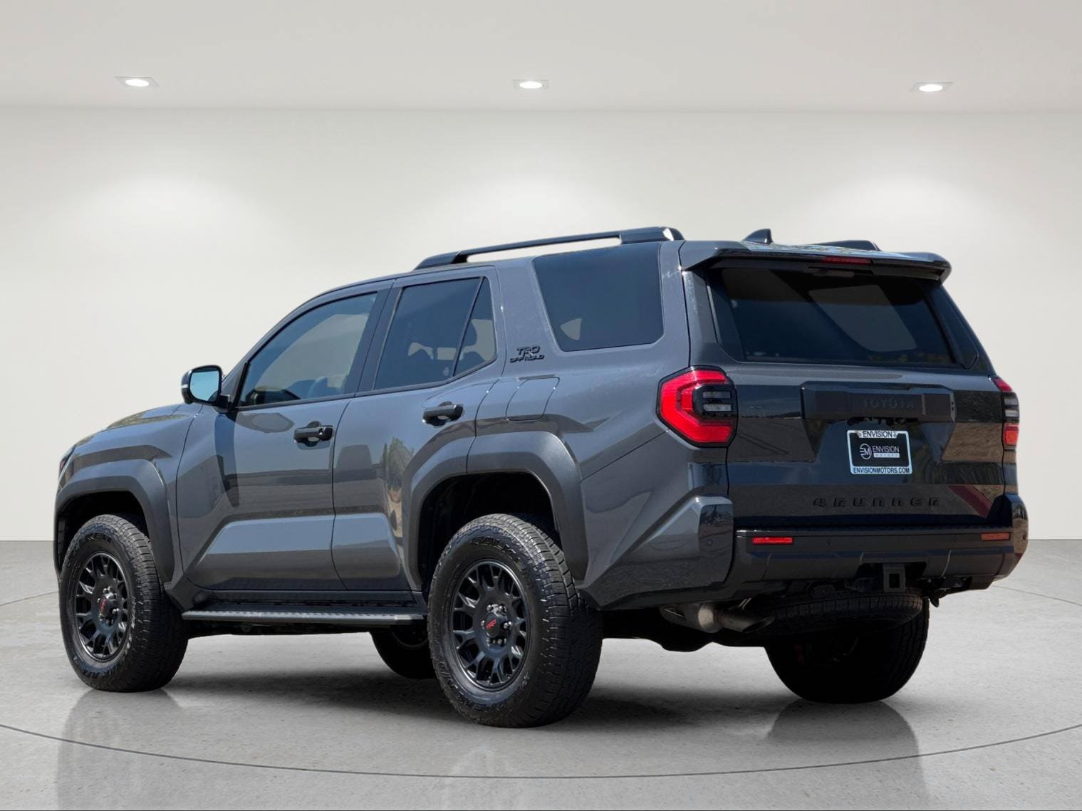 Used 2025 Toyota 4Runner TRD Off-Road Premium w/ Tow Technology Package AWD/4WD image 4