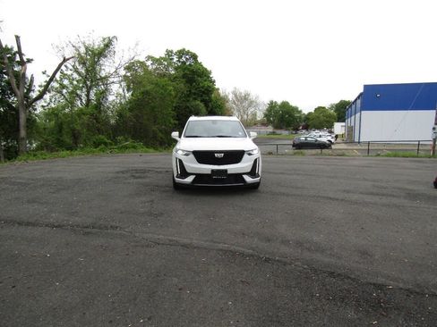 Used 2020 Cadillac XT6 Sport AWD/4WD image 38
