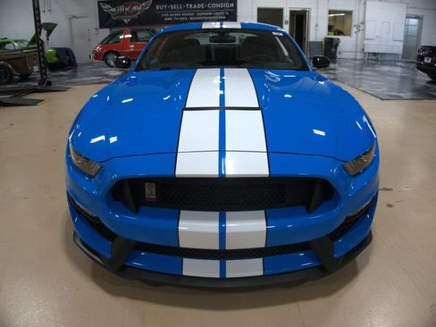 Used 2017 Ford Mustang Shelby GT350 w/ Electronics Package image 8