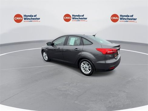 Used 2015 Ford Focus SE image 7