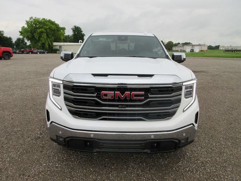 New 2026 GMC Sierra 1500 SLT w/ SLT Premium Plus Package AWD/4WD image 13