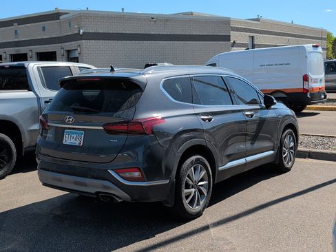 Used 2020 Hyundai Santa Fe SEL w/ Convenience + Premium Package AWD/4WD image 2
