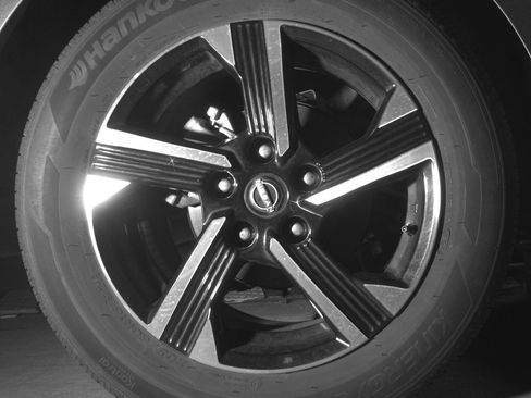 Used 2025 Nissan Sentra SV FWD image 12