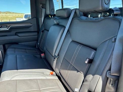Used 2024 Chevrolet Silverado 1500 High Country w/ Technology Package AWD/4WD image 18